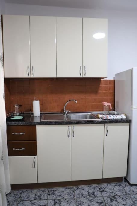 Blei & Dei Apartment Берат Екстериор снимка